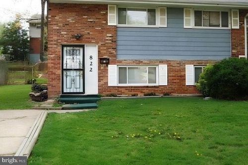 822 Booker Pl, CAPITOL HEIGHTS, MD, 20743-1840 | Card Image