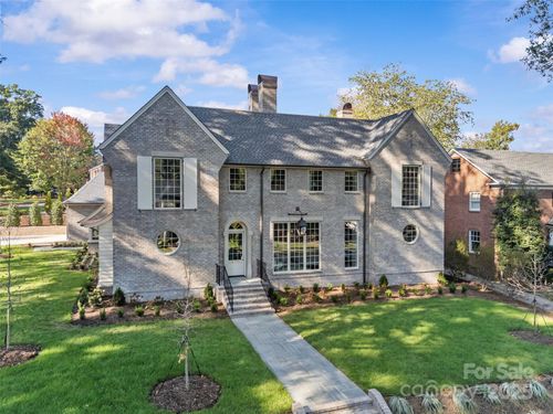 2201 Beverly Dr, Charlotte, NC, 28207-2605 | Card Image