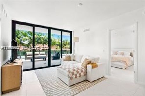 305-9901 W Bay Harbor Dr, Bay Harbor Islands, FL, 33154-1544 | Card Image