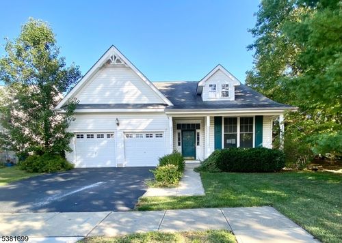 86 Labaw Dr, Cranbury, NJ, 08512-2752 | Card Image