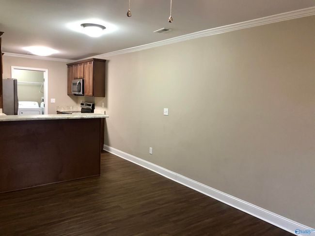 A - 11515 Pulaski Pike, Home with 2 bedrooms, 2 bathrooms and null parking in Toney AL | Image 8