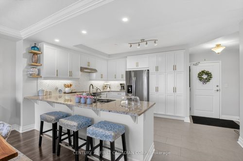 208-260 Villagewalk Blvd, London, ON, N6G0W6 | Card Image