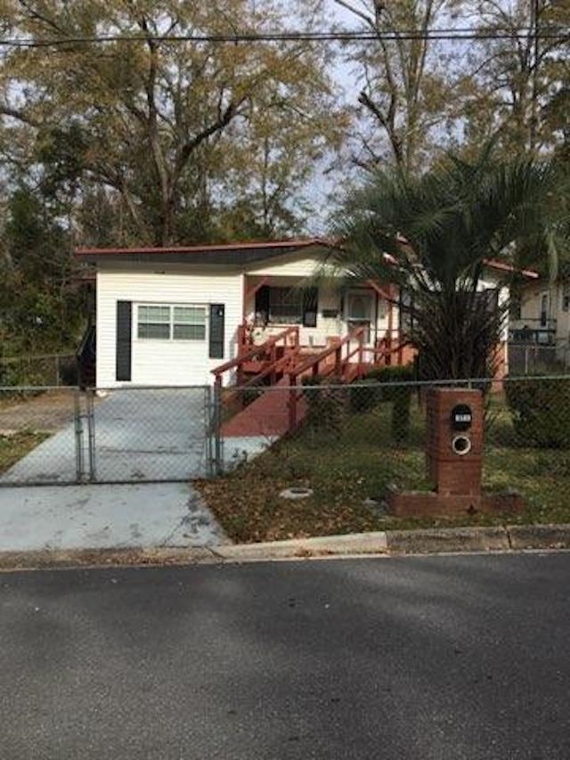 Dover St, Tallahassee, FL 32304