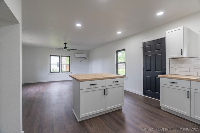 Kitchen/Living | Image 7