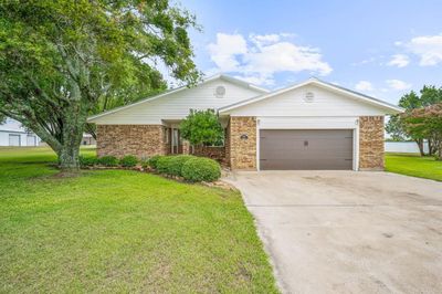 7517a Us Highway 67, House other with 3 bedrooms, 2 bathrooms and null parking in Stephenville TX | Image 1