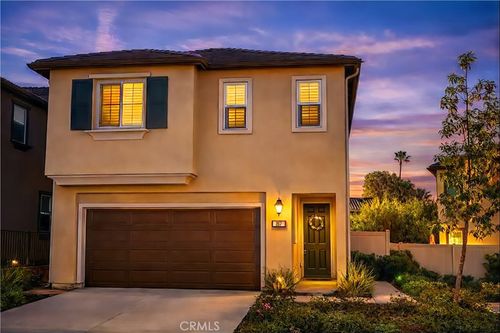 267 Camellia Way, Vista, CA, 92083-4032 | Card Image