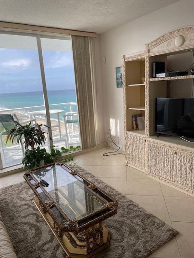 APT-807 - 3450 S Ocean Blvd, Condo with 2 bedrooms, 2 bathrooms and null parking in Palm Beach FL | Image 10
