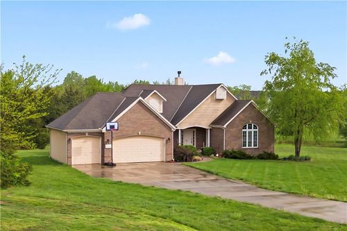 28919 Hackberry Cir, Paola, KS, 66071-5739 | Card Image