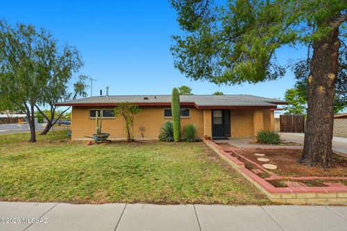 201 E 5th Place, San Manuel, AZ, 85631 | Card Image