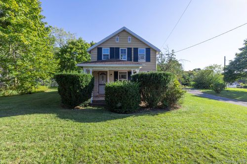 455 Montauk Hwy, Southampton, NY, 11968-4111 | Card Image
