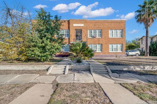 1409 W Woodlawn Ave, San Antonio, TX, 78201-5532 | Card Image