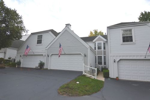 24-4-277 Oak Bluff Ct, Wauconda, IL, 60084-2916 | Card Image