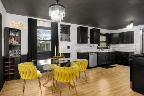 7025 Fremont Ave N, Brooklyn Center, MN, 55430-1138 | Card Image