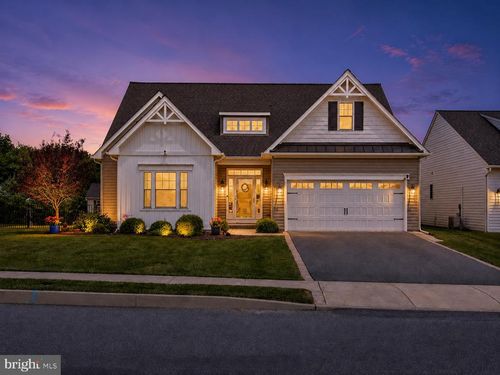320 Greenwood Dr, OXFORD, PA, 19363-2385 | Card Image