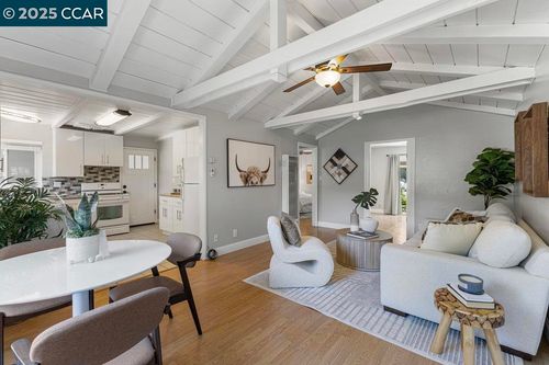 apt-12-200 El Dorado Ave, Danville, CA, 94526-3883 | Card Image