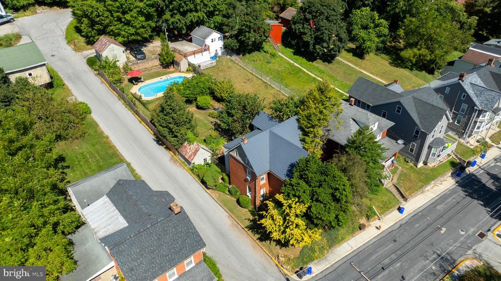 Hanover St, Glen Rock, PA 17327