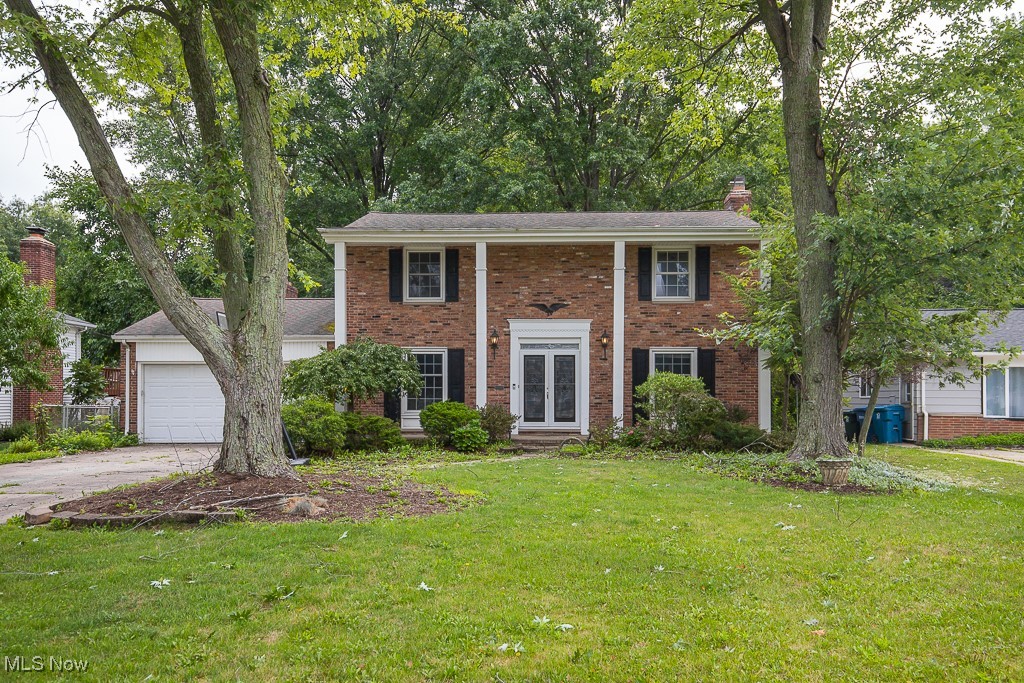 Forest Ridge Dr, North Olmsted, OH 44070