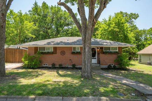 210 Hill St, Farmersville, TX, 75442-2326 | Card Image