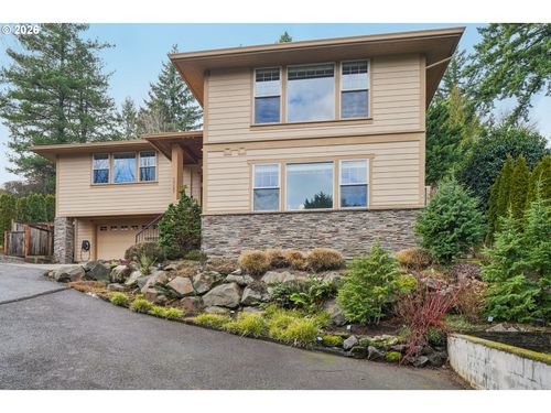 10137 Sw Lancaster Rd, Portland, OR, 97219-6302 | Card Image