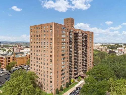 apt-17b-225 Saint Pauls Ave, Jersey City, NJ, 07306-3748 | Card Image