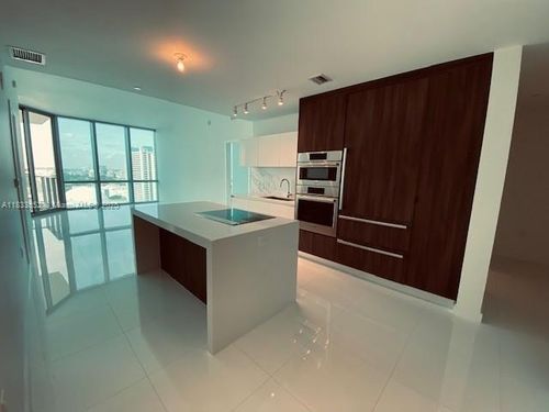 unit-1808-851 Ne 1st Ave, Miami, FL, 33132-1842 | Card Image