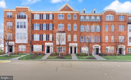 23466 Belvoir Woods Ter, ASHBURN, VA, 20148-7418 | Card Image