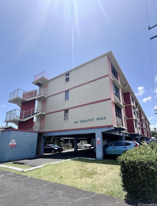215-633 Nalanui St, Honolulu, HI, 96817-3054 | Card Image