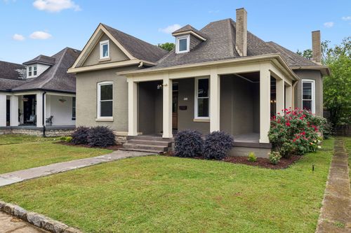 913 15th Ave S, Nashville, TN, 37212-2411 | Card Image