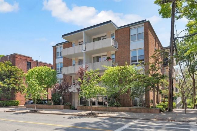 APT-34 - 100 Marion St, Condo with 1 bedrooms, 1 bathrooms and 1 parking in Brookline MA | Image 9