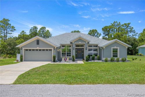 84 Vinca St, Homosassa, FL, 34446-5516 | Card Image