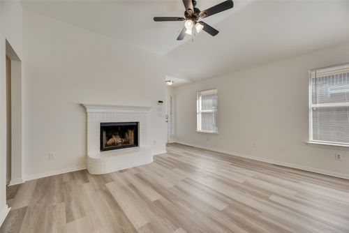 1048 Port Sullivan Dr, Little Elm, TX, 75068-5909 | Card Image