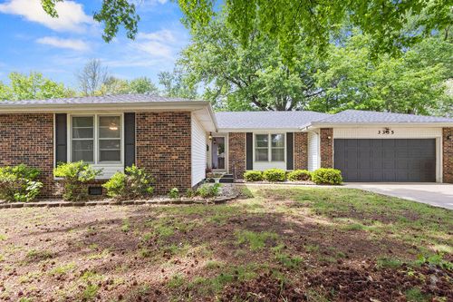3355 S Robberson Avenue, Springfield, MO, 65807 | Card Image