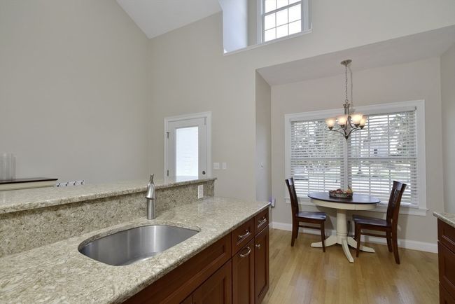 8 - 8 Dante Ave, Condo with 2 bedrooms, 3 bathrooms and 2 parking in Franklin MA | Image 4
