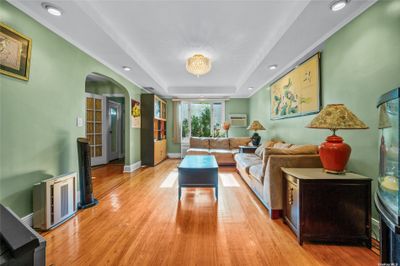 92-07 69th Avenue, Townhouse with 3 bedrooms, 1 bathrooms and null parking in Forest Hills NY | Image 3