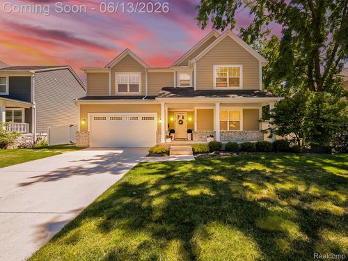 1724 Taylor Ave, Royal Oak, MI, 48067-2359 | Card Image