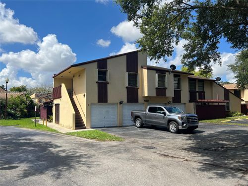5c-6631 Sw 137th Ct, Miami, FL, 33183 | Card Image