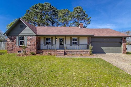 616 Edinburgh Ct, Jacksonville, AR, 72076 | Card Image