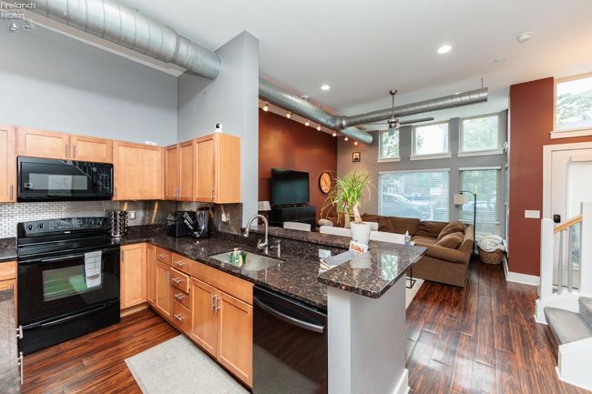 1402 Newman Ave, House other with 3 bedrooms, 3 bathrooms and null parking in Lakewood OH | Image 12