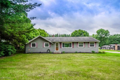 554 Ott Dr, New Franklin, OH, 44216-9460 | Card Image
