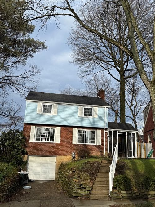 231 Jonquil Pl, Mt. Lebanon, PA, 15228-2511 | Card Image