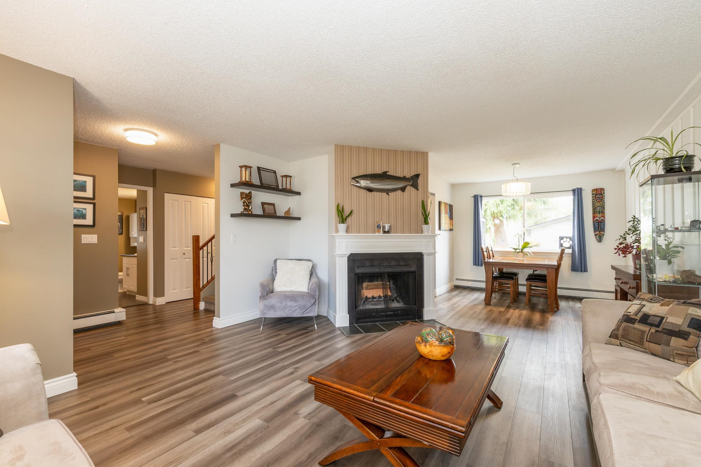 Residential in Pitt Meadows 2