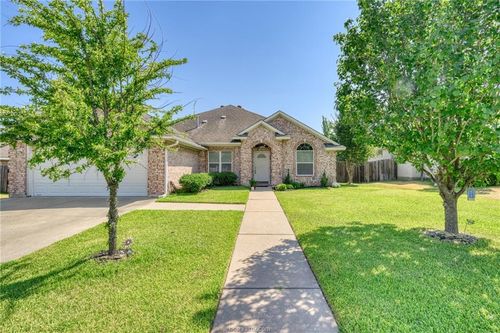 3203 Von Trapp Ln, College Station, TX, 77845-6323 | Card Image
