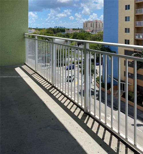 apt-505-219 Nw 12th Ave, Miami, FL, 33128-2206 | Card Image