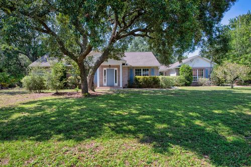 6689 Bryant St, Navarre, FL, 32566-8137 | Card Image