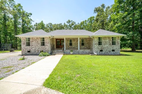 330 Robin Hood Loop, Savannah, TN, 38372-7509 | Card Image
