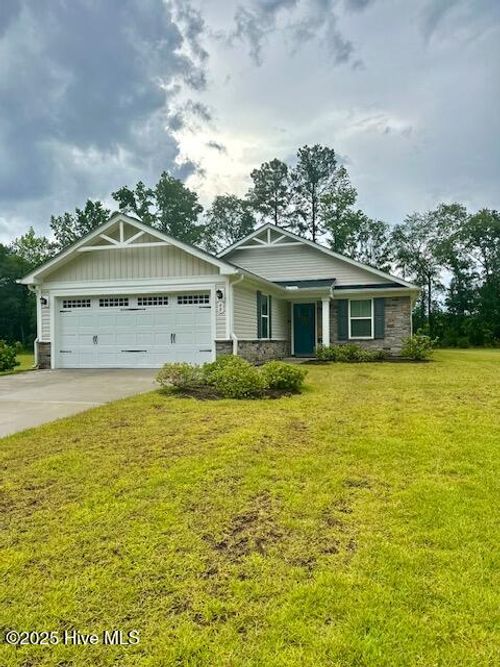 48 Deerfield Ln, Tabor City, NC, 28463-2282 | Card Image