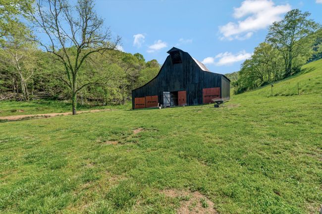 263 Club Springs Rd, House other with 3 bedrooms, 4 bathrooms and 8 parking in Elmwood TN | Image 47