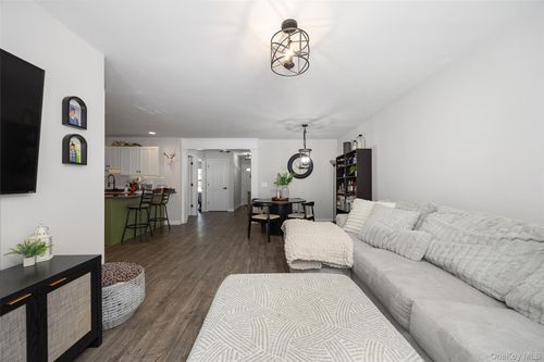 787 Gregory Ct, Highland, NY, 12528-2026 | Card Image