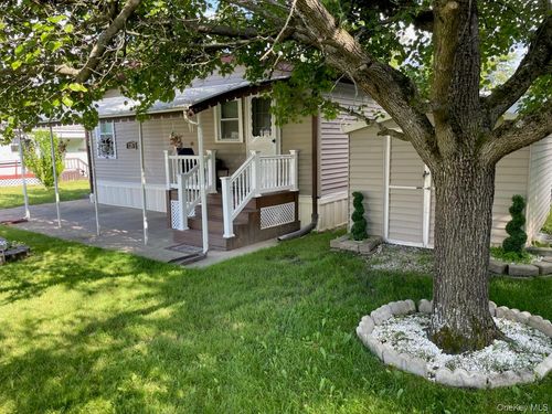 128-128 Brittany Ter, Rock Tavern, NY, 12575-5552 | Card Image