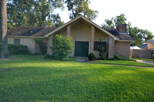 711 Nautilus St, Crosby, TX, 77532-5254 | Card Image